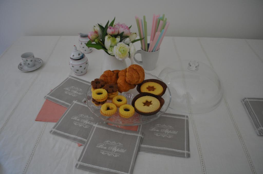 Rome Guest Hospitality Apartment ภายนอก รูปภาพ
